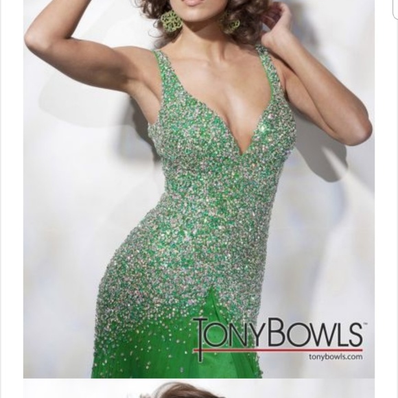 Tony Bowls collection gown limited edition Green - Picture 8 of 8